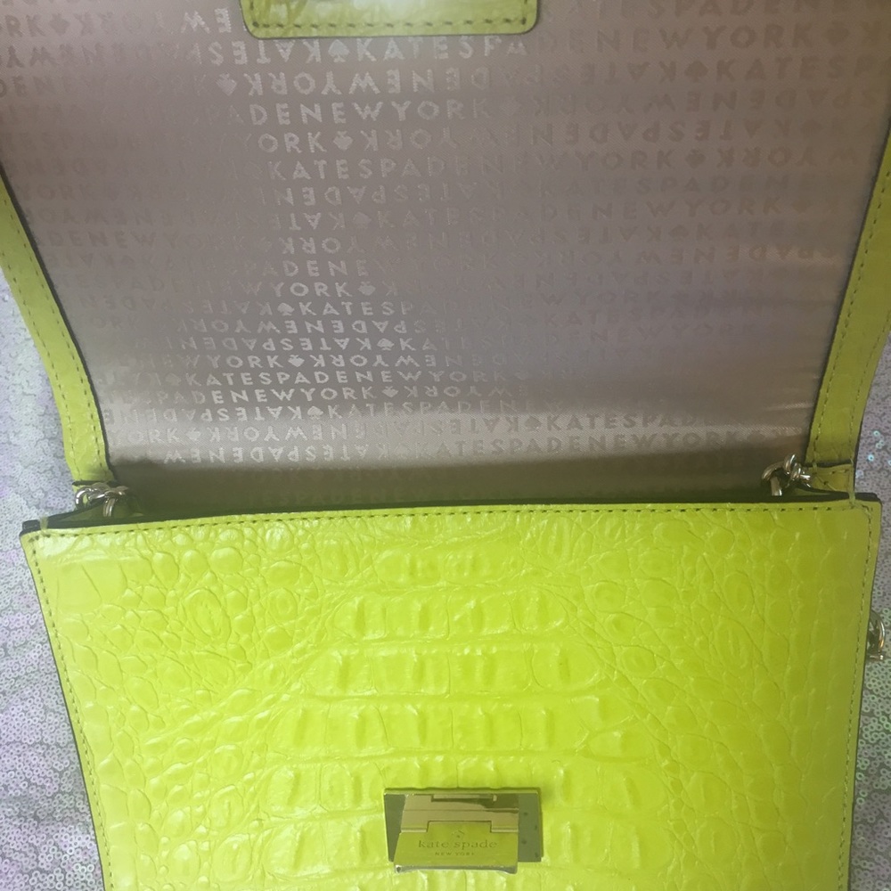 Lime green Kate Spade clutch with straps - Picture 6 of 6